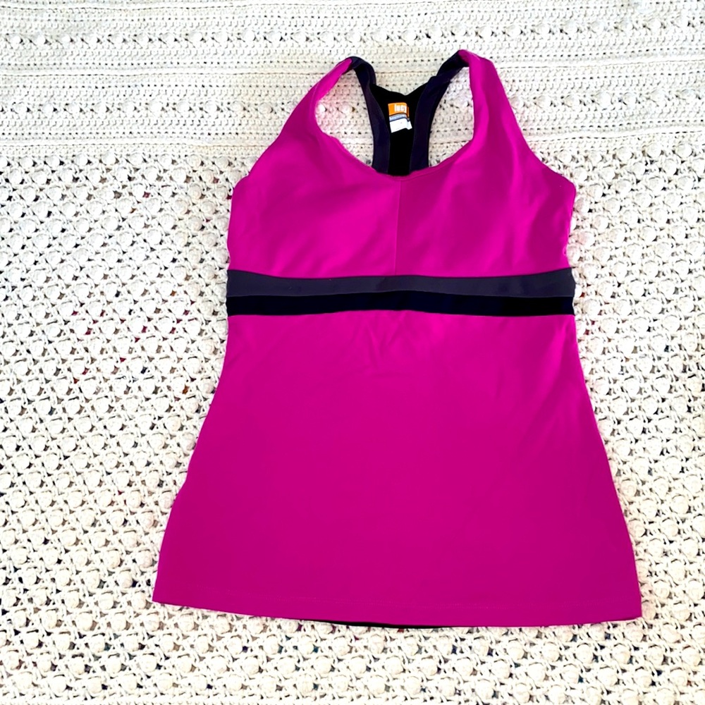 Lucy Powermax Sports Bra tank BN without tags Sz M pink/black/grey